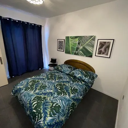 Emma Deluxe * Задар