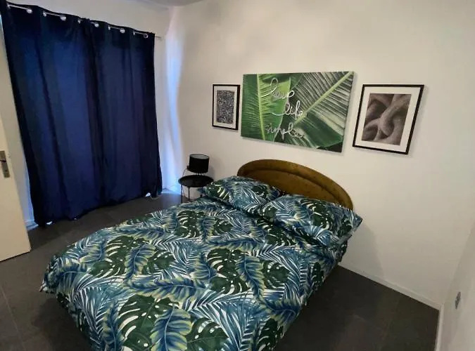 Emma Deluxe * 扎达尔